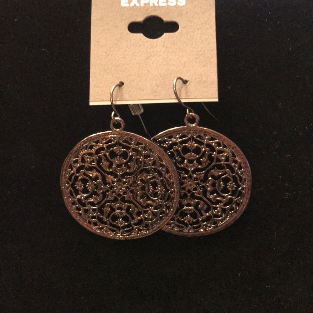 Express, Earrings